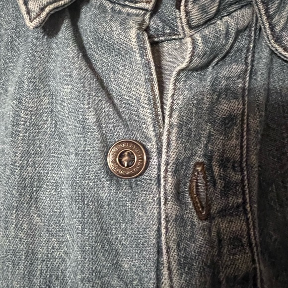 Harley Davidson Denim Button up - Picture 6 of 7